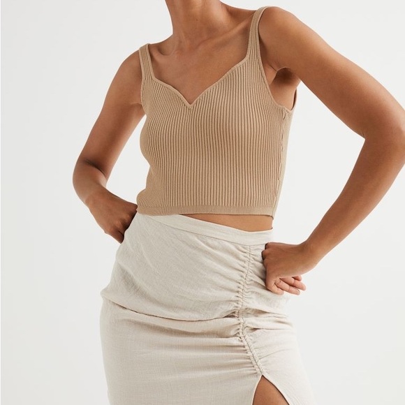 H&M Rib-knit Top NWT - Picture 3 of 3